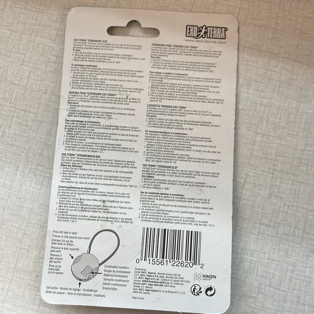 Host Pick! 🥳 NWT Terrarium Lock